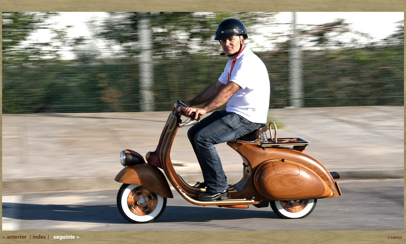 Illustration for article titled Beautiful Hand-Made Wooden Vespa